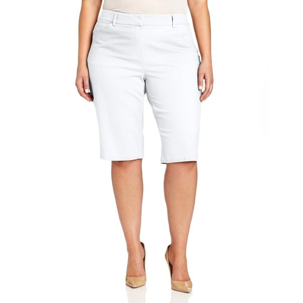 Jones New York Women's White/Cream Sport Bermuda Stretch Shorts - 14